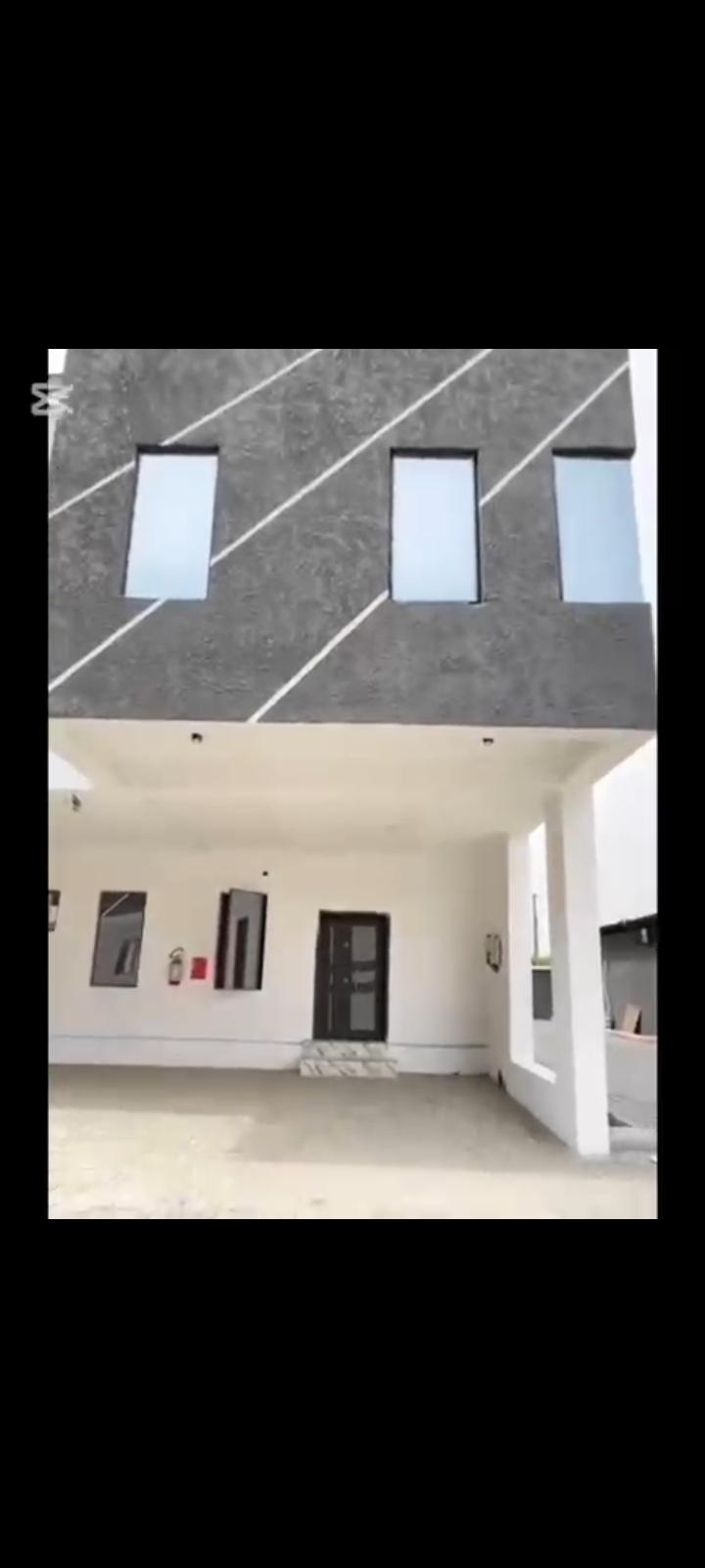 4 Bedroom terraced duplex in a serene environment.