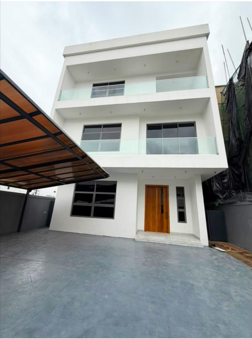 5-Bedroom Luxury Home with 2 BQs, Study, Cinema & Swimming Pool for Sale in Ikoyi
