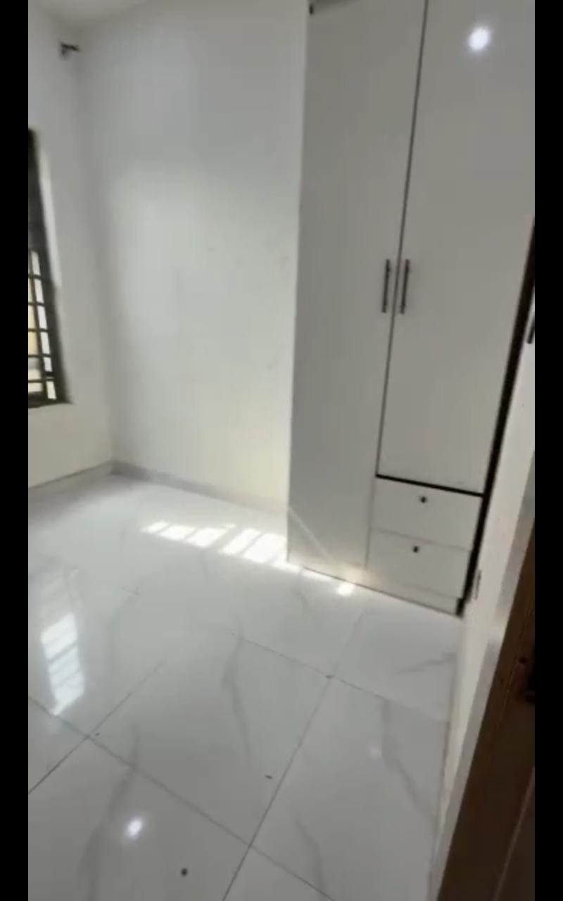 Single Room Downstairs for Rent at Thomas Estate, Ajah