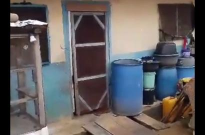4 Single Rooms for Sale at Ejigbo, Off Coker Road