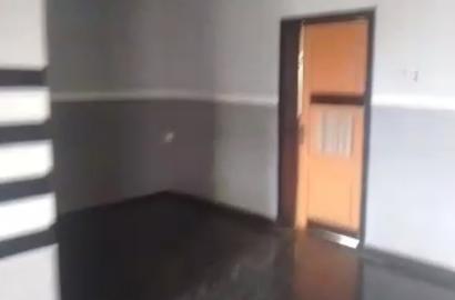 3-Bedroom Flat for Rent at Efun­tade Street, Oke Afa, Lagos