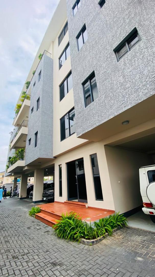 3-Bedroom Apartment with Swimming Pool & Gym for Sale in Ikoyi