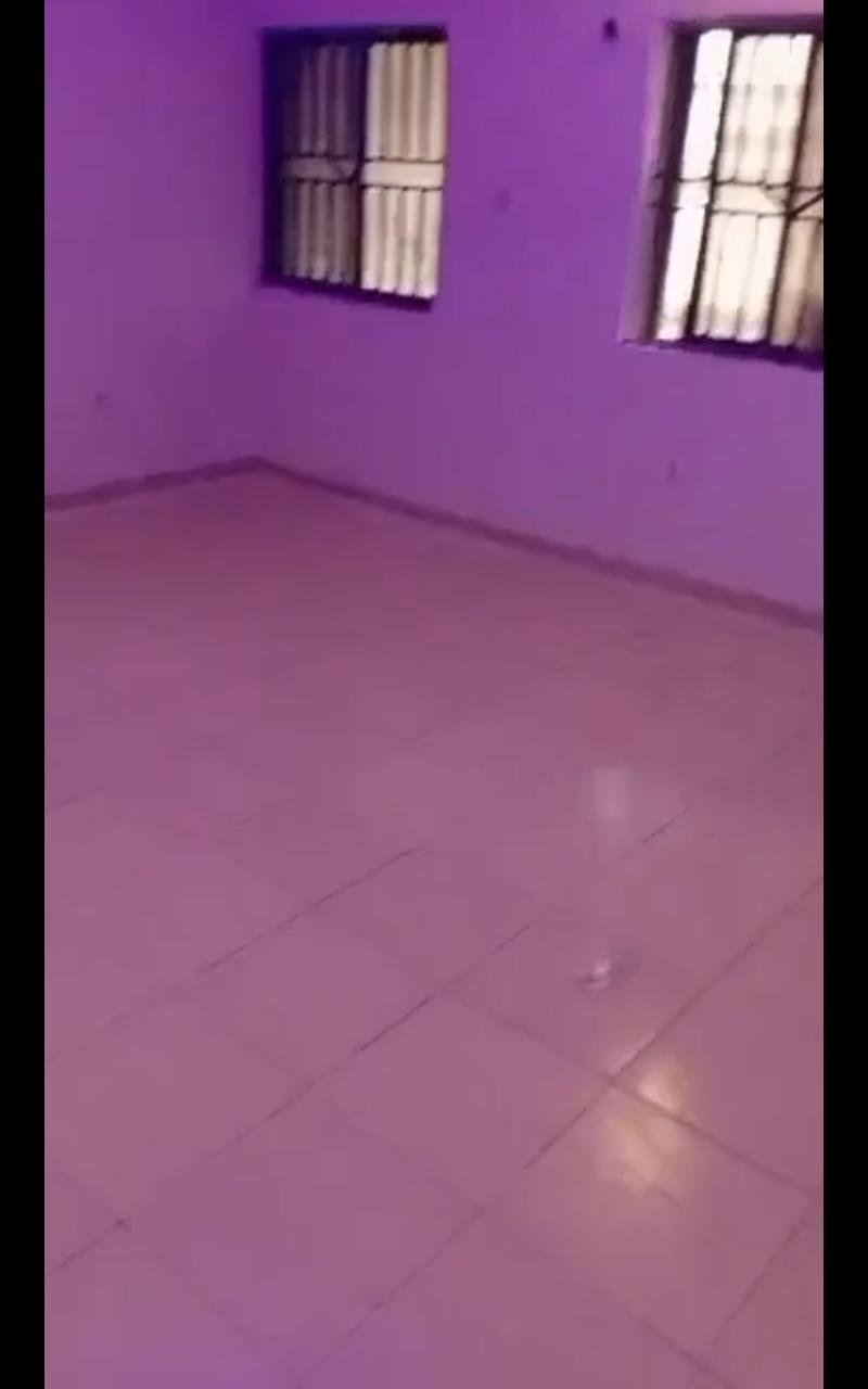 2-Bedroom Upstairs Flat for Rent – Oke Afa, Isolo