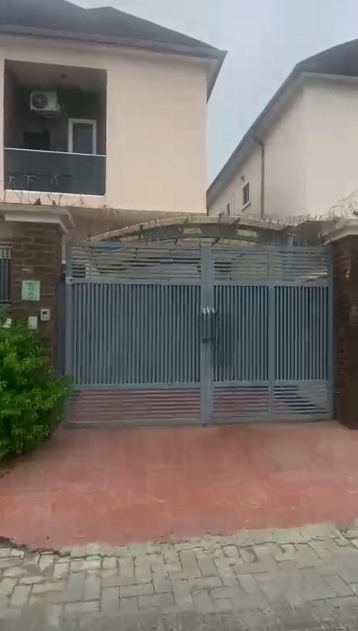 Fully Furnished 4-Bedroom Semi-Detached Home | Orchid Road