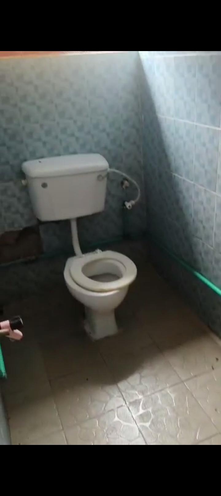 3-Bedroom Upstairs Flat with Visitor’s Toilet | Bucknor