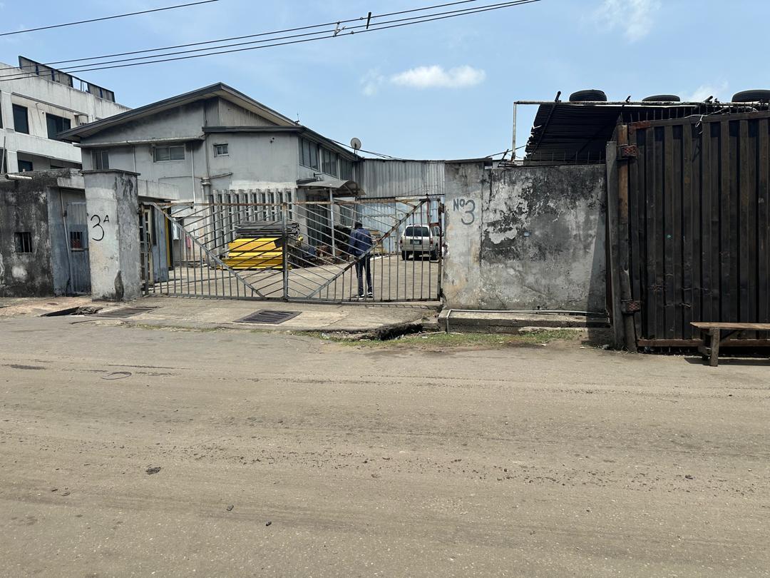 WAREHOUSE FOR SALE @ Ijora.