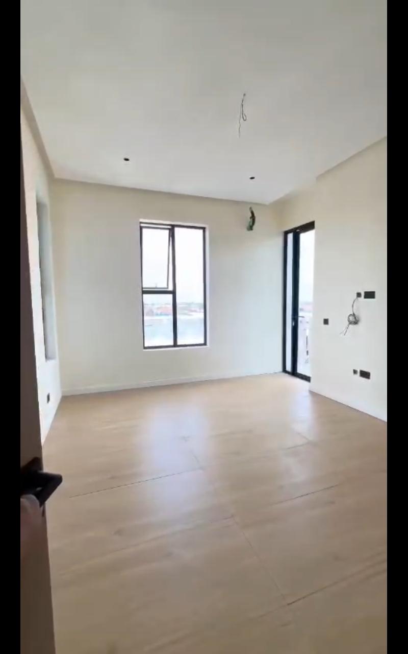 3-Bedroom & 2-Bedroom Flats in a Serviced Estate