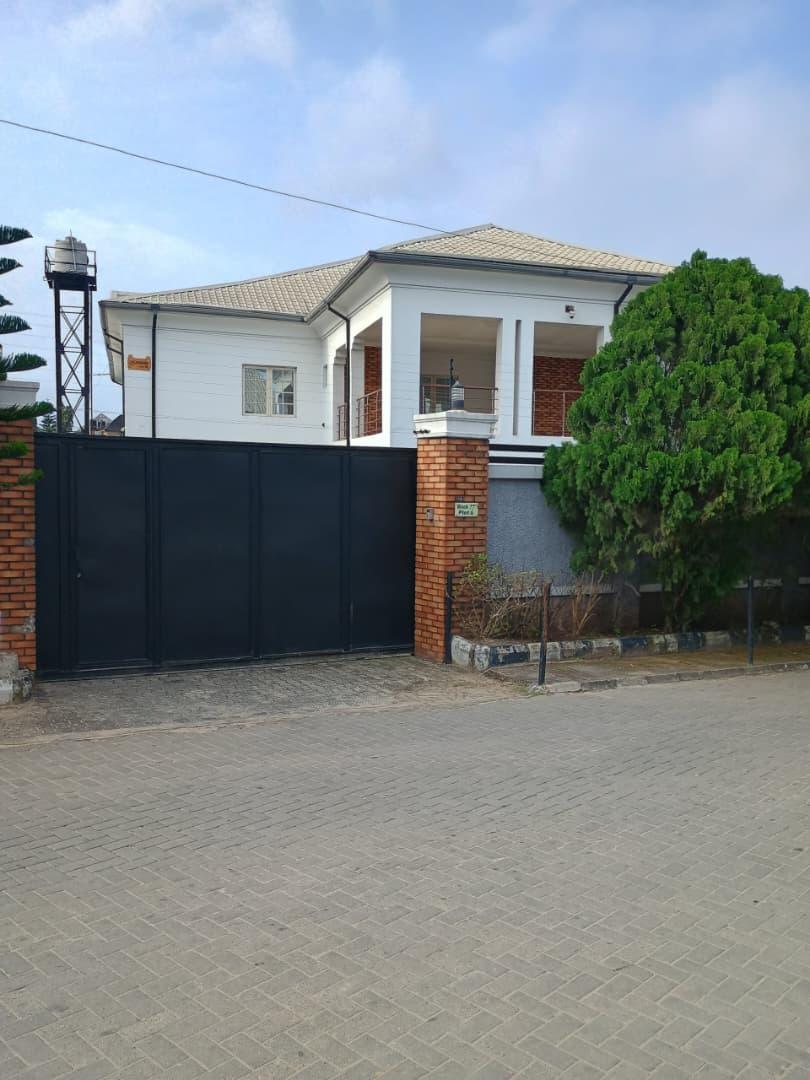 5-Bedroom Fully Detached Duplex with 2-Room BQ