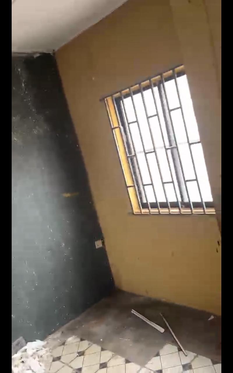 2-Bedroom Upstairs Flat at Governor’s Road