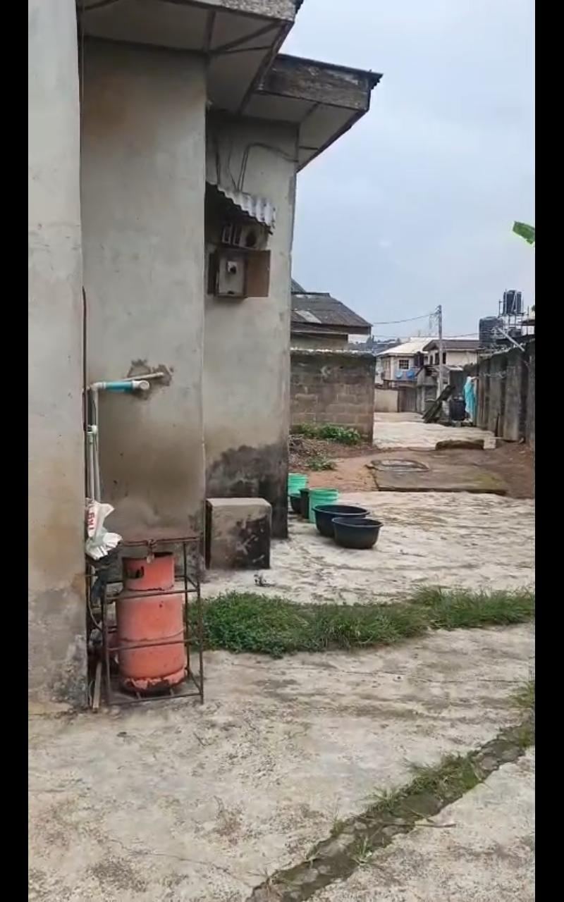 2-Bedroom Flat with Farming & Poultry Space To Let – Ile-Iwe, Ikotun-Egbe