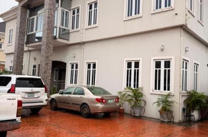 6-Bedroom Detached House with Swimming Pool in GRA Ikeja