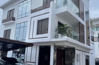 5-Bedroom Luxury Detached House with Private Elevator – Banana Island, Ikoyi