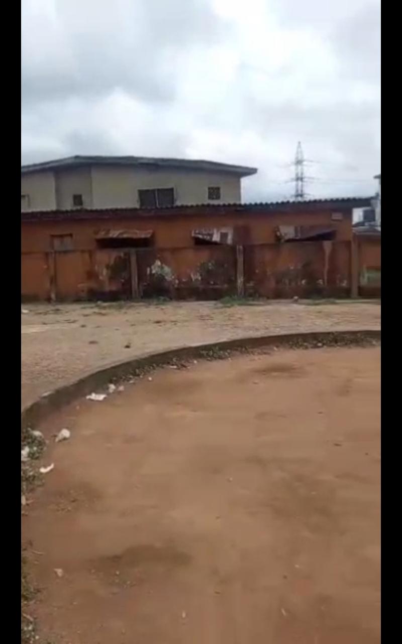 3-Plots Property with Block of Flats in Ejigbo, Isolo
