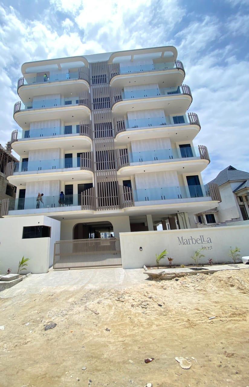 4-Bedroom Maisonette with BQ, Pool & Gym – Ikate, Lekki