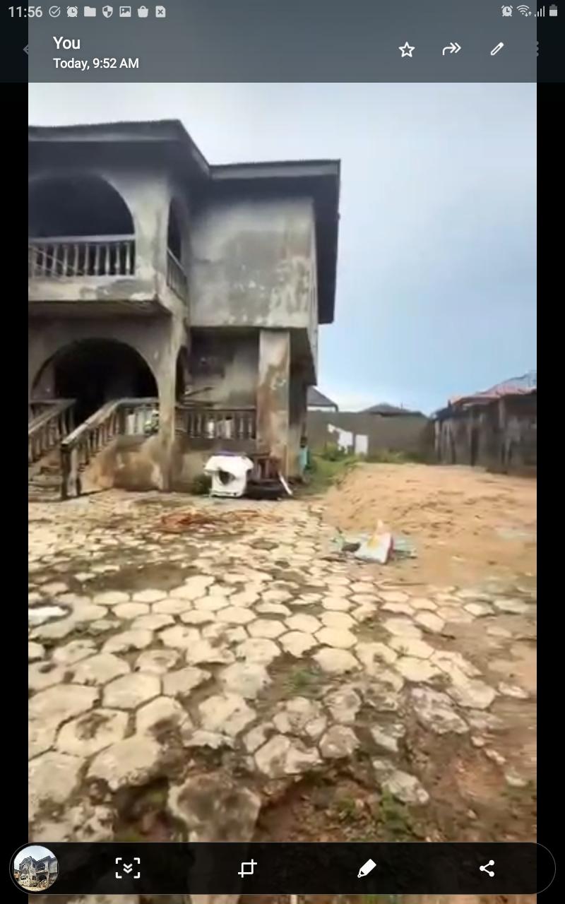 6-Bedroom Duplex Converted for Rental Income – Lowa, Ikorodu