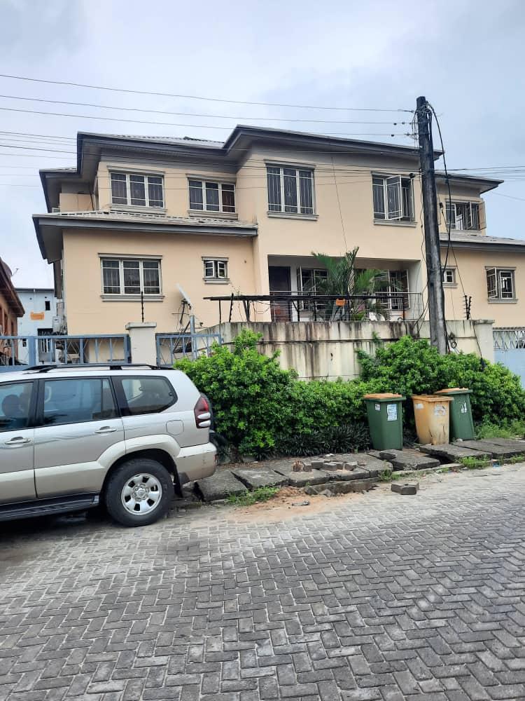 6-Bedroom Semi-Detached Duplex + BQ – Lekki Phase 1