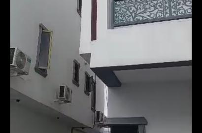 5-Bedroom Fully Detached Duplex – Amuwo Odofin, Lagos