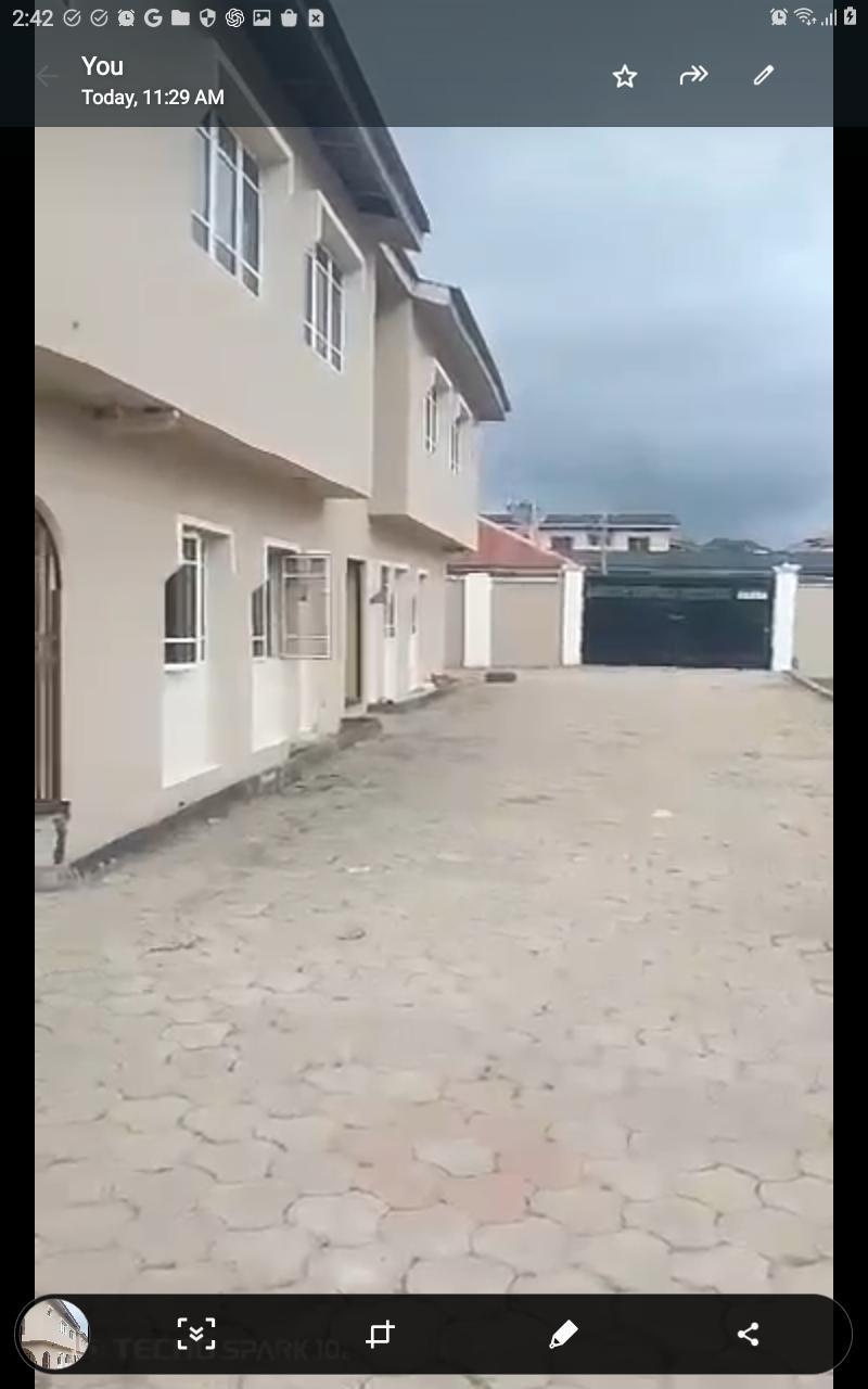 4 Units of 3-Bedroom Flats + 2-Bedroom Flat & BQ at Igando