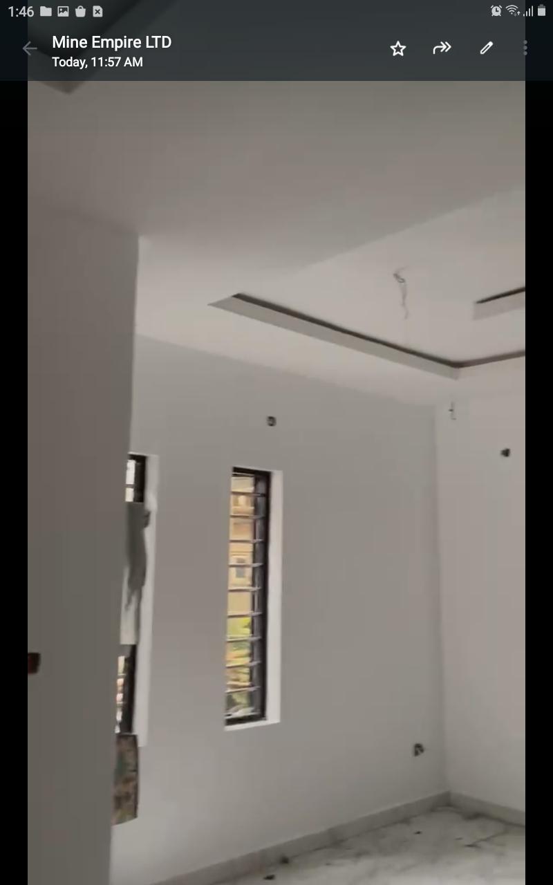 2-Bedroom Flat Upstairs at Liberty Estate, Ago  📝 Description