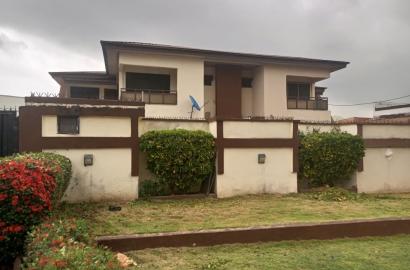 980SQM Land + Building for Sale at Magodo Phase 2