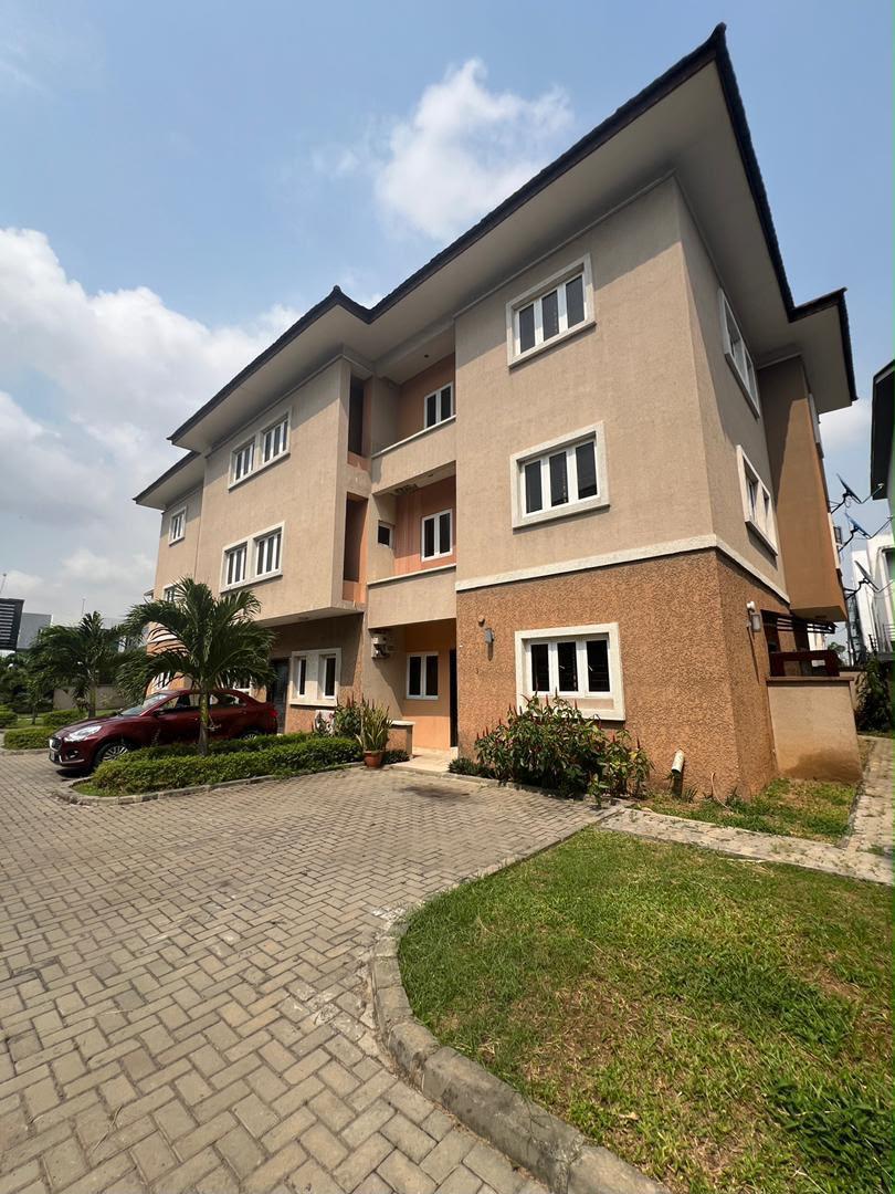 6 Units of 4-Bedroom Terrace Houses – Ikate, Lagos