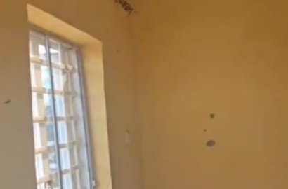 Roomselfcon rent 400k per annual location Idimu road,