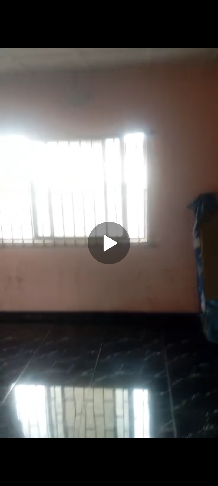 A Decent & Big 2Bedroom flat upstairs@ Ashamu Estate Oke Afa.