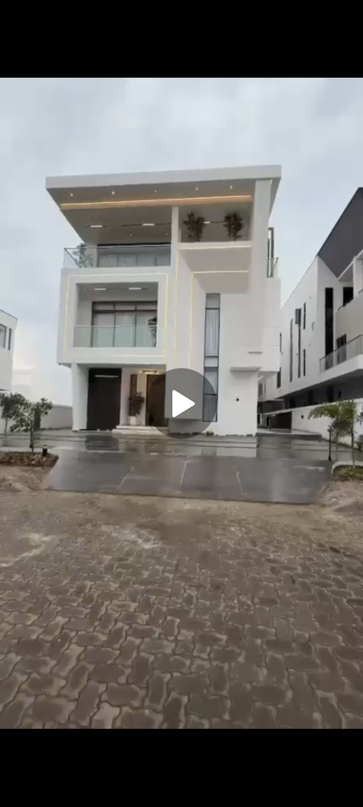 Luxurious 5 bedroom duplex with Boys Quarter @Ikate,Lekki