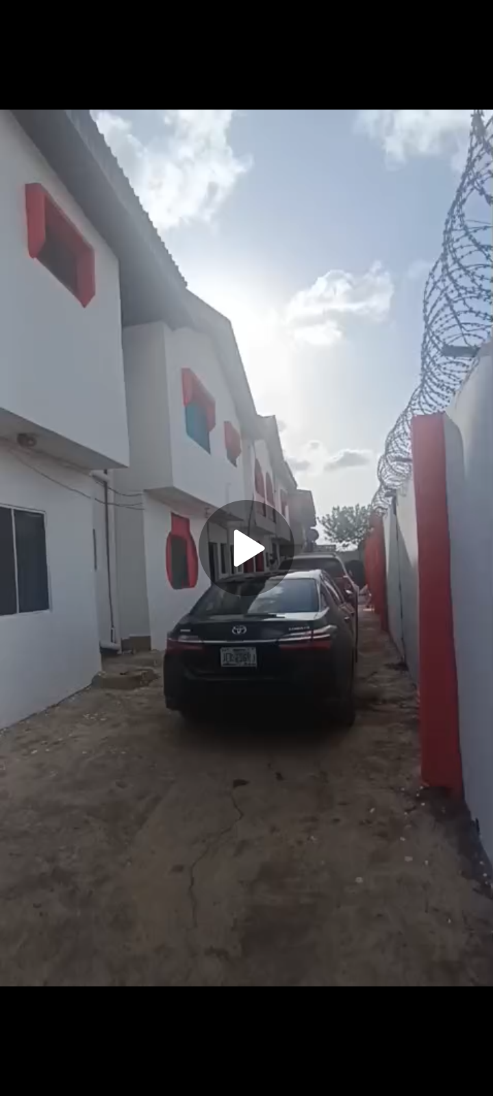 Block of 4 Flats + BQ (3 Bedroom each + Room Self Contain) for Sale @Ijegun/Ikotun, Lagos