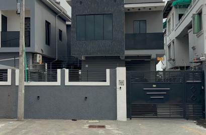 BRAND NEW CONTEMPORARY 4 BEDROOM FULLY DETACHED DUPLEX FOR LETTING @OMOLE PHASE 1 IKEJA LAGOS