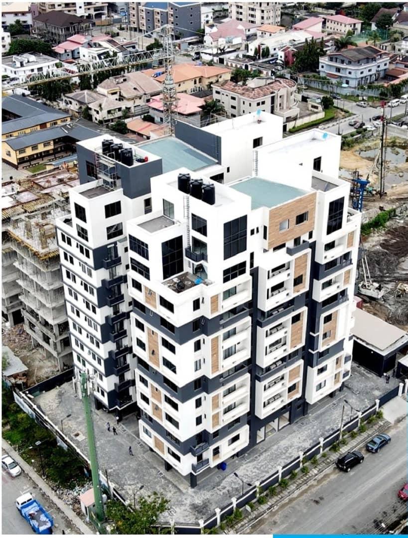 2UNITS OF APARTMENTS FOR SALE IN ICONIC TOWER VICTORIA ISLAND-LAGOS