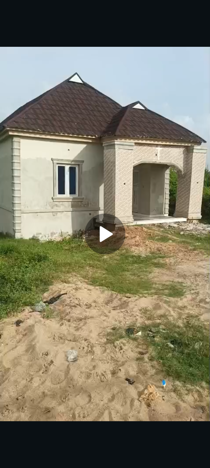 Half plot of land with 2 bedrooms and miniflat @Ijegun ologun