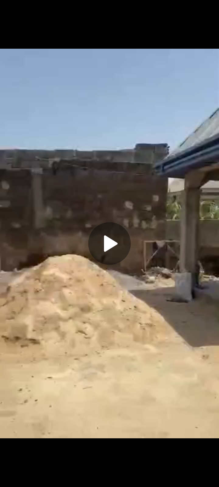 1 Unit of  2bedrooom flat, 3 Units of a room selfcontain @Bomodeoku along Oreta road ,Igbogbo Ikorodu,Lagos.