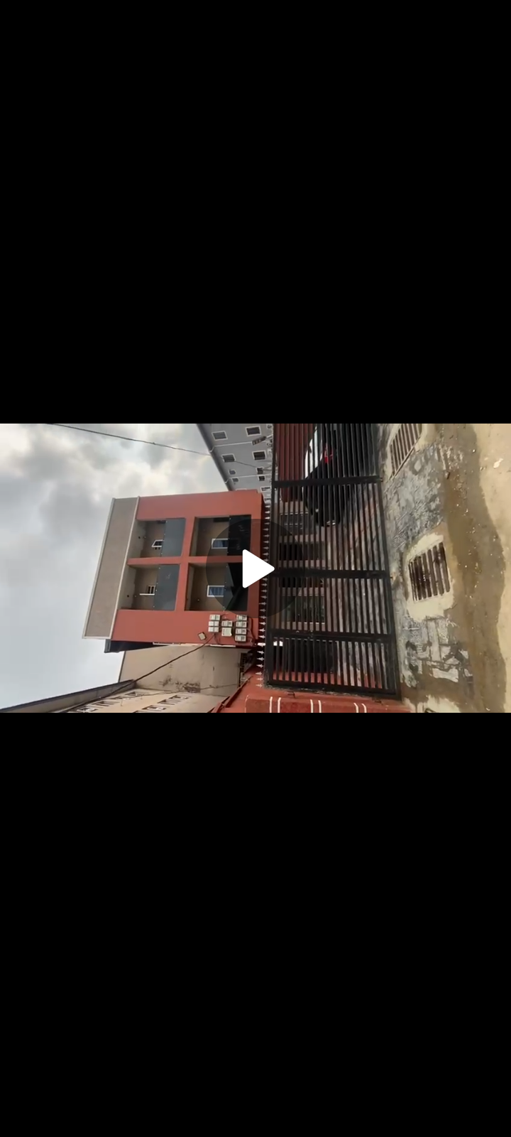 A very big space for office @Ifateludo Stret by Gtb main branch Off Diya Gbagada Lagos