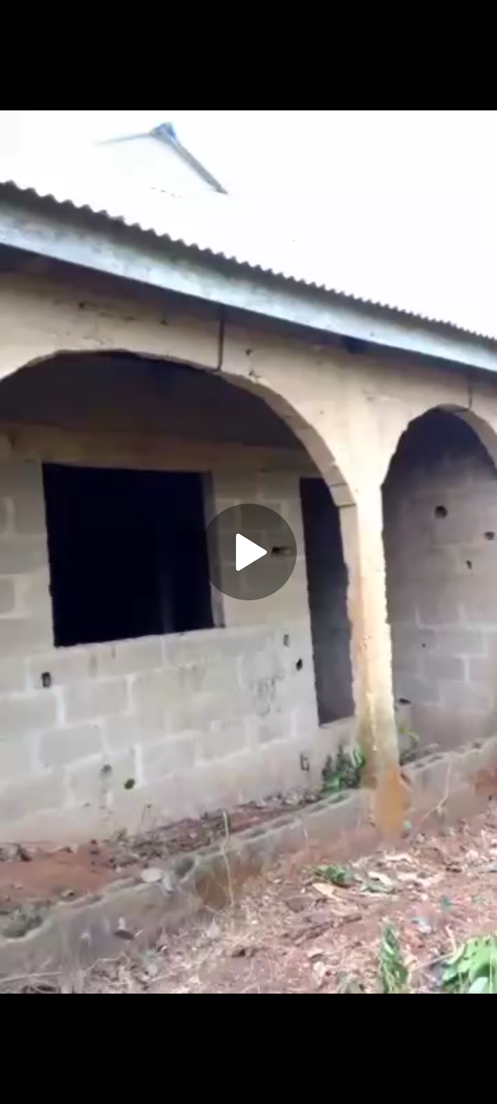 4bedroom flat with 2units of room and parlour @coca ajasa phase 1 via ifo Ogun state