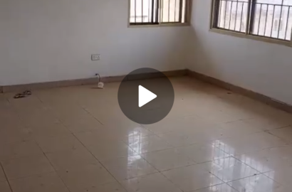 Decent 4 bedroom up flat @Sholuyi by Deeper life Chr HQ Gbagada