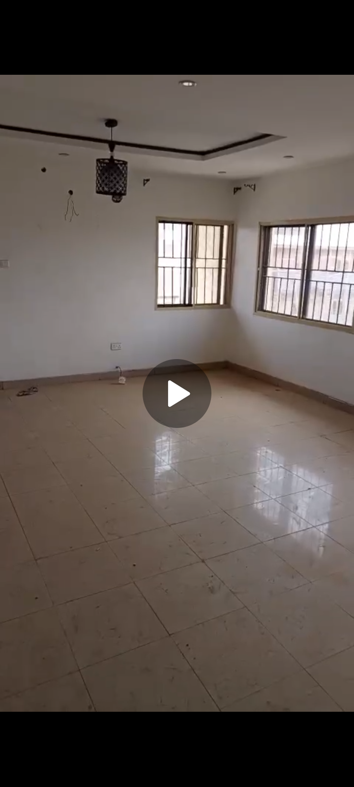 Decent 4 bedroom up flat @Sholuyi by Deeper life Chr HQ Gbagada