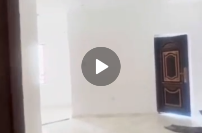 2 Bedroom up flat @Off Pedro Road Shomolu Lagos