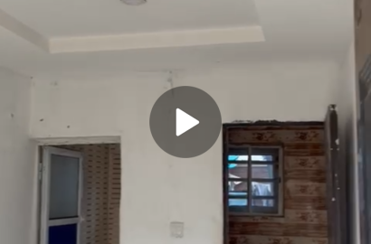 One room self contain @Olushesi street Ejigbo.