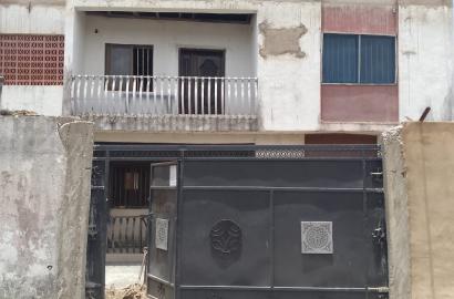 2NOS OF 3 BEDROOMS AND 1NO OF MINI BLOCK OF FLATS (SEMI DETACHED) ON HALF PLOT OF LAND @SHASHA.