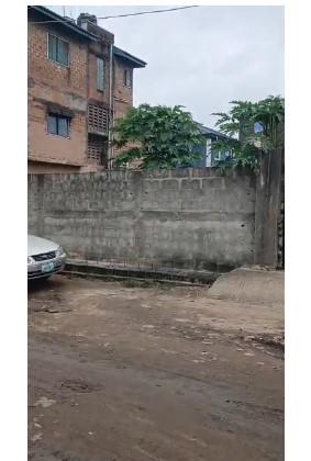 Plot of Land for Sale – Oba Goloba Area, Isolo, Lagos  📝 Description