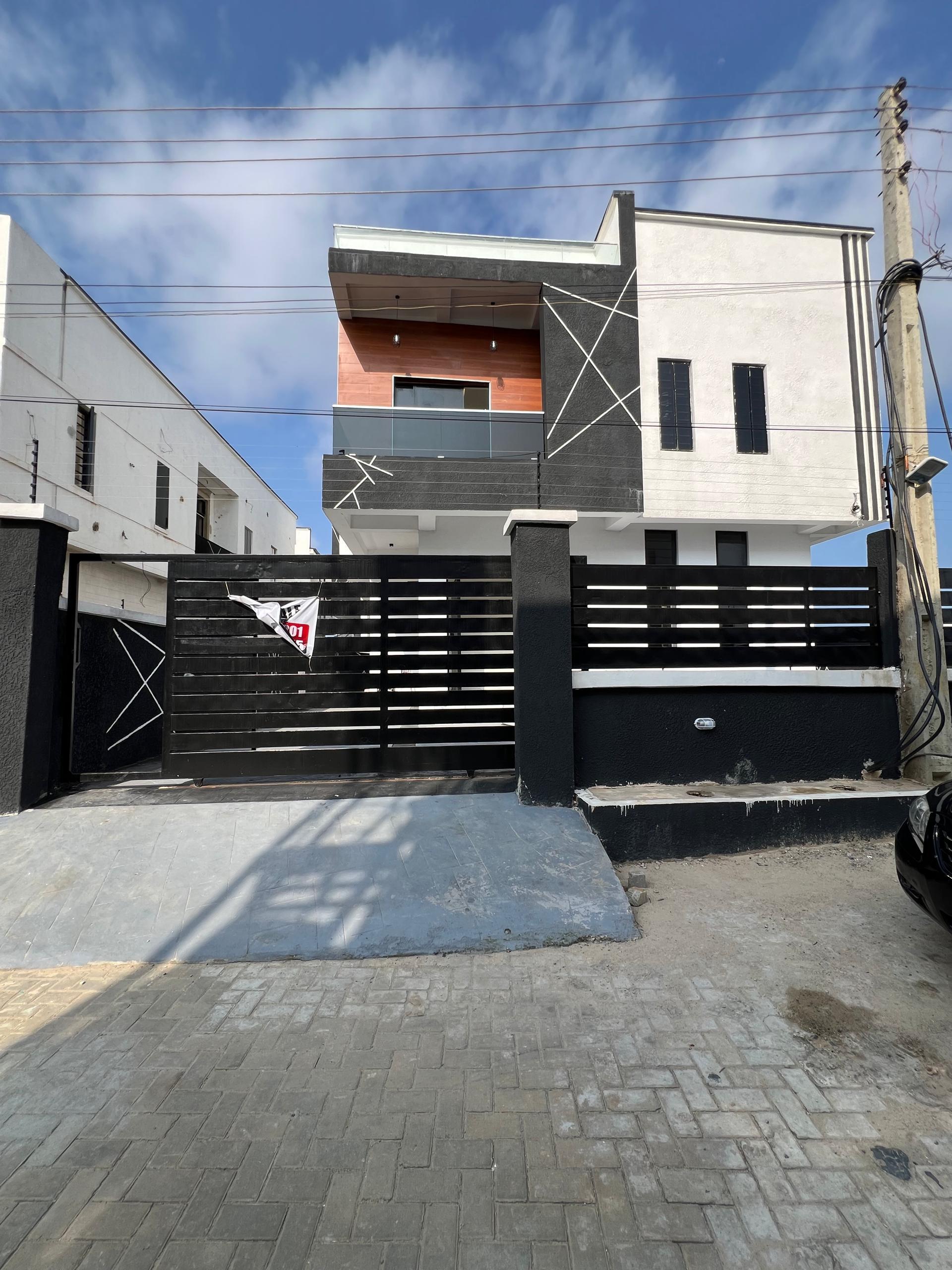 5-Bedroom Fully Detached Duplex with BQ at Orchid, Lekki