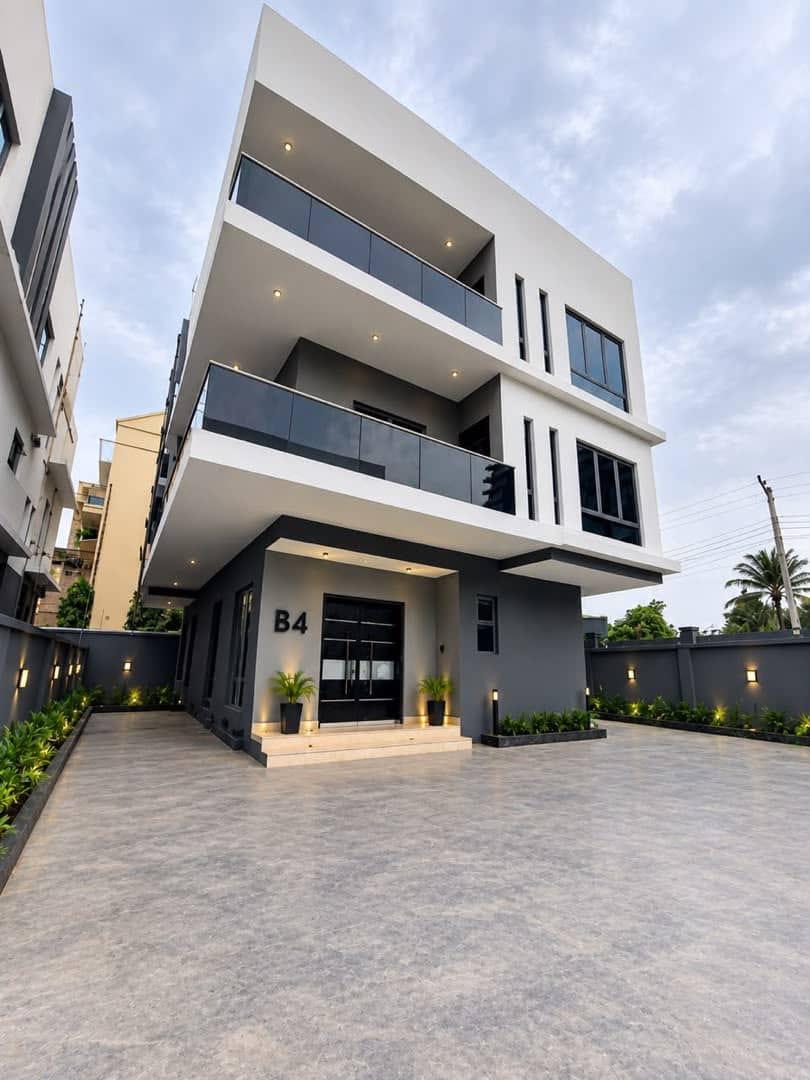 Luxury 6-Bedroom Fully Detached Duplex for Sale in Ikoyi, Lagos