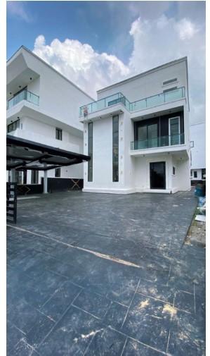 Luxury 5-Bedroom Fully Detached Duplex with BQ & Swimming Pool at Megamound Estate, Ikota, Lagos