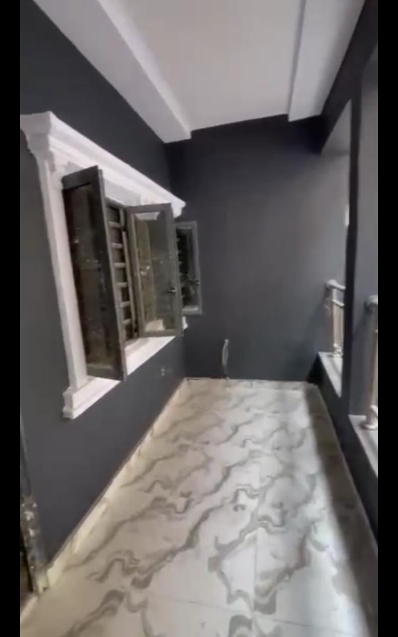 2-Bedroom Upstairs Flat @ Pace Home Estate