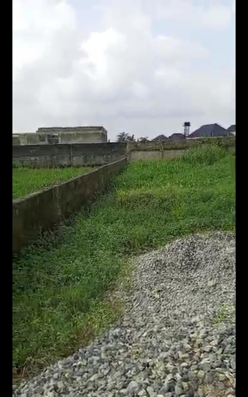 Half Plot of Land for Sale | 📍Burknor by Elemu Bus Stop