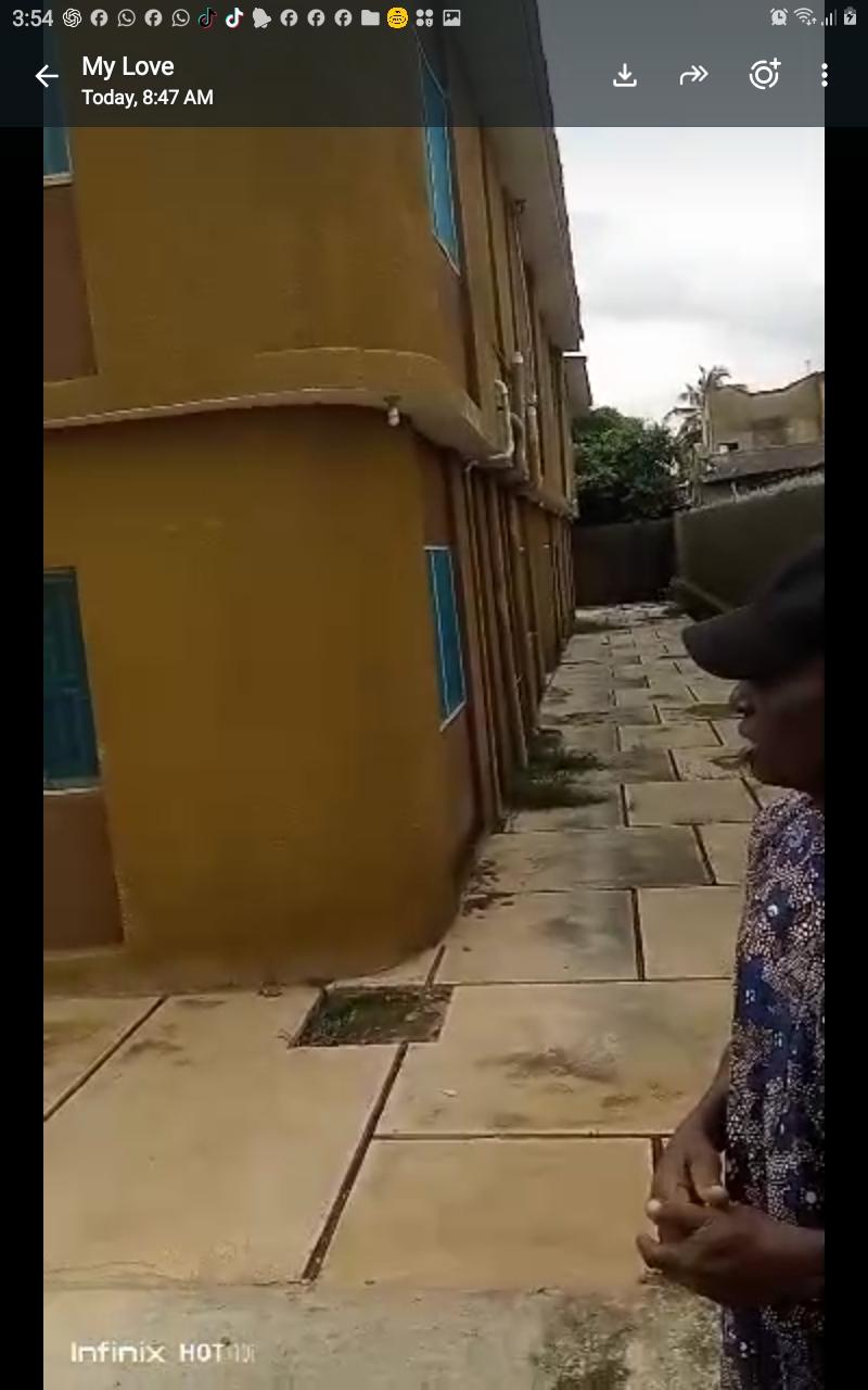 Block of 4 Flats for Sale Off Ijegun Road