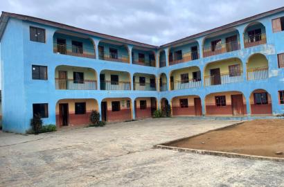 Functioning 2-Storey School for Sale at Ajuwon/Akute