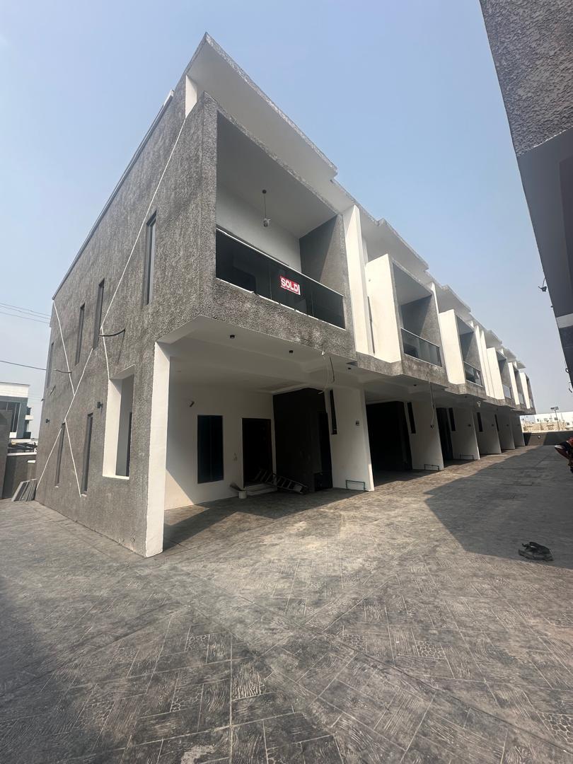 Well-Finished Contemporary 4 Bedroom Terrace Duplex (For Sale)ikota