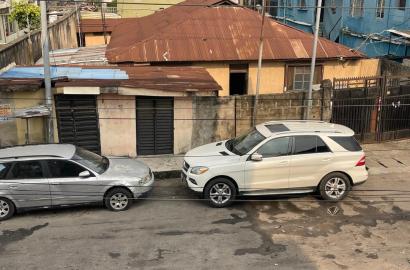LAND WITH DEMOLISHABLE BUNGALOW FOR SALE AT IKEJA 🌍